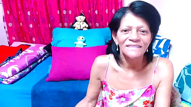 SLUTTYROXY online show from October 25, 5:42 pm