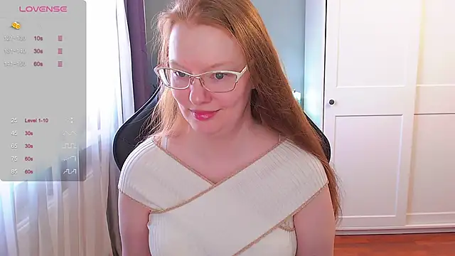 Lady Inari online show from February 23, 12:15 pm