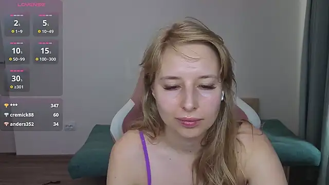 Snapshot of Jessy_Ginger chatting on September 21, 1:43 pm Jessy Ginger online show from September 21, 1:43 pm