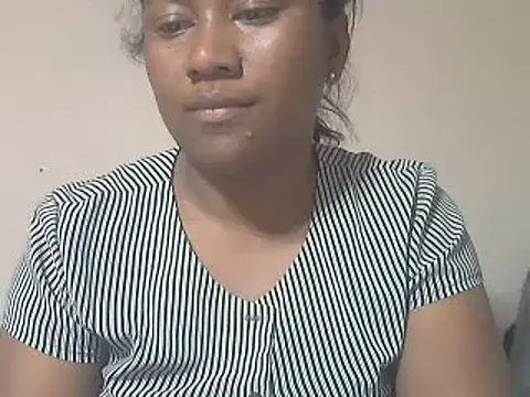 cutybigass online show from June 18, 5:40 pm