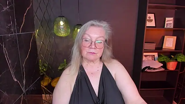 NataliMellow online show from June 4, 2:43 pm