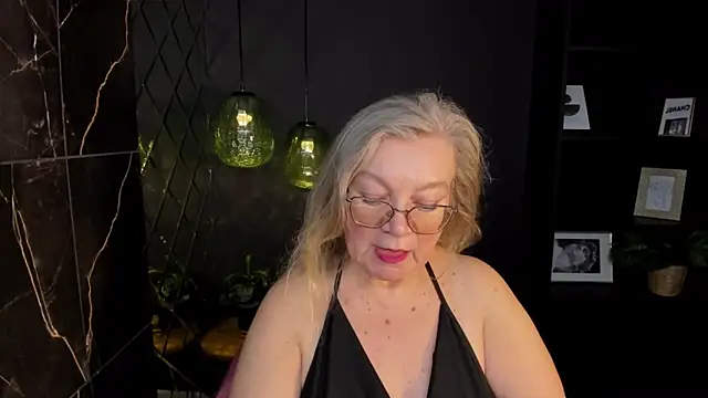 NataliMellow online show from November 22, 1:14 pm