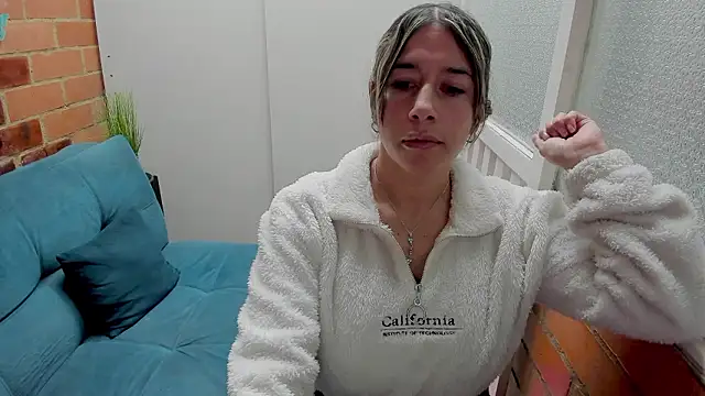 Penelope47 online show from January 16, 7:32 pm