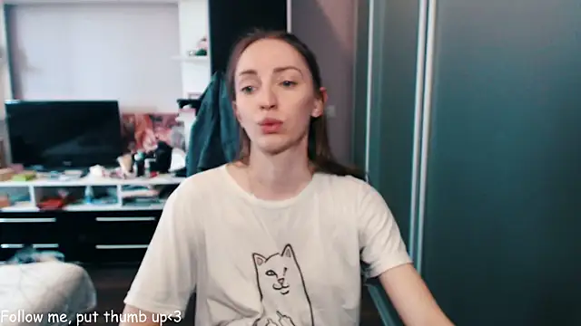 Natalimeowks online show from June 14, 1:33 pm