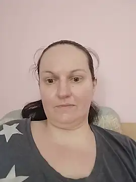 BustyLadyAlma online show from June 20, 11:36 am