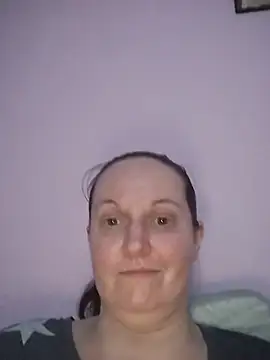 BustyLadyAlma online show from June 28, 5:19 pm