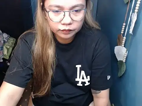 ambersmile online show from November 1, 11:31 pm