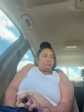 PichyPrettyPussy online show from March 11, 5:59 pm