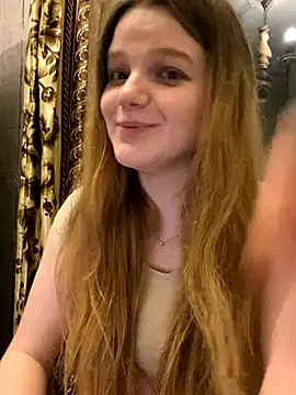 -MimmiLissa- online show from November 28, 2:03 am