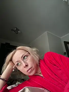 LuxuryNika online show from February 11, 2:18 pm