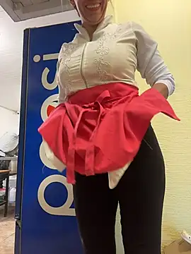 Gatitacarlita online show from June 17, 5:25 pm