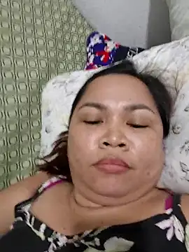 XXLorie 02 online show from June 25, 10:19 am