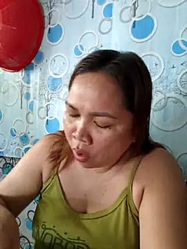 XXLorie 02 online show from June 19, 11:52 pm