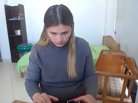 Mia davis01 online show from June 27, 2:45 pm