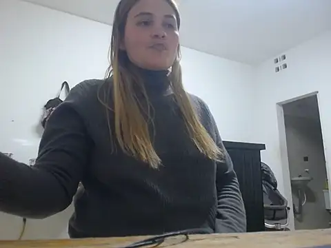 Mia davis01 online show from June 27, 4:57 am