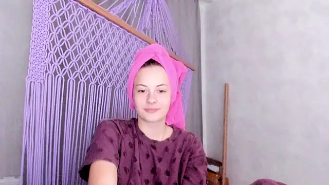 why again me online show from May 28, 8:07 pm