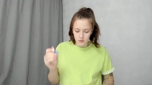 why again me online show from February 4, 8:34 pm