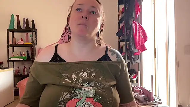 kisicaxx online show from July 29, 7:19 am