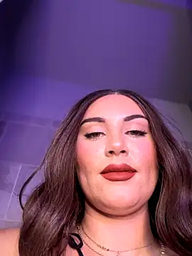 lovely beast online show from October 31, 4:55 pm