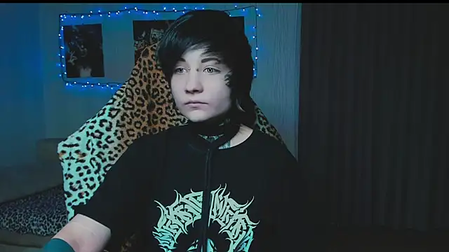 Snapshot of acid_trip1l chatting on September 29, 9:53 pm acid trip1l online show from September 29, 9:53 pm