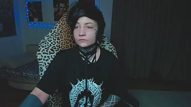 Snapshot of acid_trip1l chatting on October 13, 9:17 pm acid trip1l online show from October 13, 9:17 pm