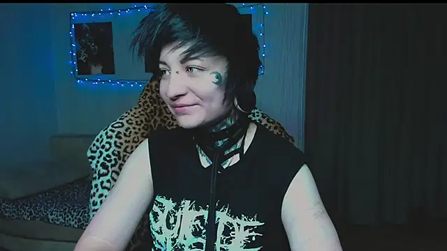 Snapshot of acid_trip1l chatting on October 4, 9:30 pm acid trip1l online show from October 4, 9:30 pm