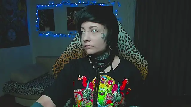 Snapshot of acid_trip1l chatting on October 23, 8:15 pm acid trip1l online show from October 23, 8:15 pm