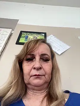 Irina2909xh online show from June 15, 8:47 am