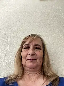 Irina2909xh online show from July 27, 10:23 am