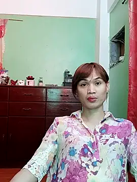 QueenSoreal online show from September 21, 9:13 pm