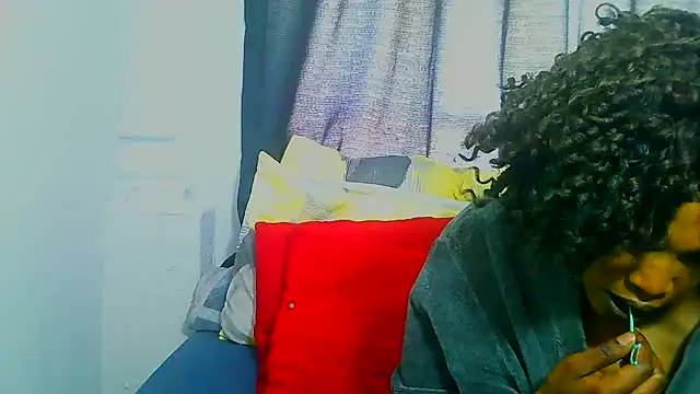 Snapshot of freaky_naughty chatting on September 19, 8:13 am freaky naughty online show from September 19, 8:13 am