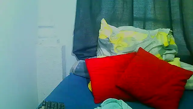 Snapshot of freaky_naughty chatting on October 14, 3:47 pm freaky naughty online show from October 14, 3:47 pm
