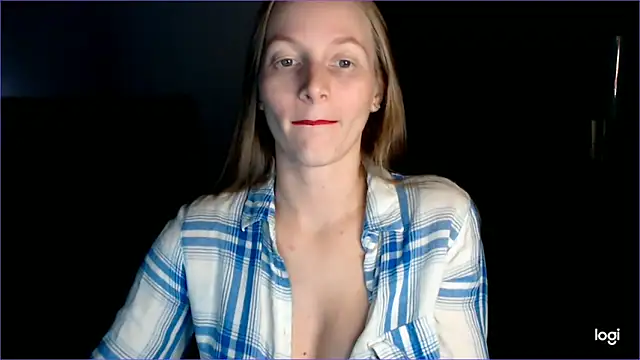 Snapshot of Shantidol chatting on October 7, 7:40 pm Shantidol online show from October 7, 7:40 pm