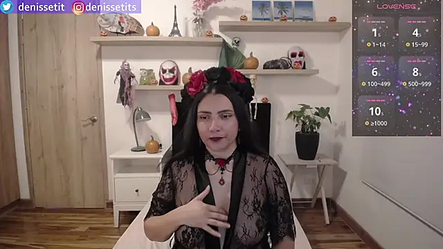 DenisseTits online show from October 31, 10:14 pm