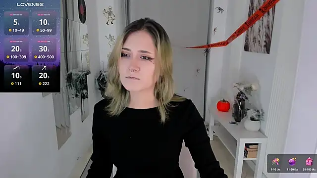 Alexa Lexi  online show from October 28, 3:40 pm