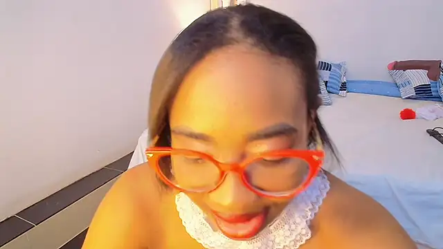 CaseyMoon online show from June 10, 12:48 pm