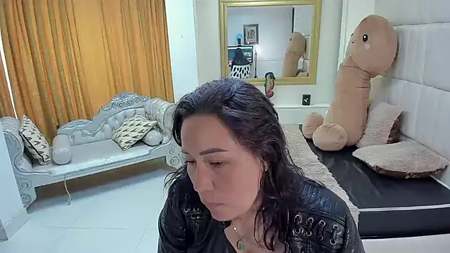 gaby trent online show from May 13, 4:24 pm