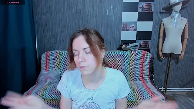 pa1e pr1ncess online show from November 8, 7:35 am