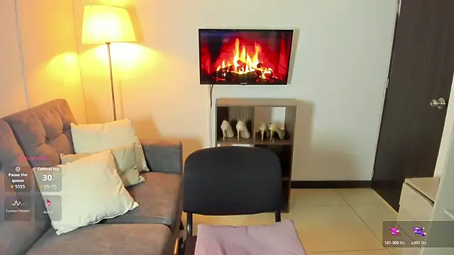 samantha hot20 online show from July 6, 3:03 pm