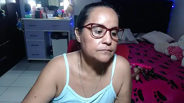 pervert mommy  online show from July 6, 3:03 pm