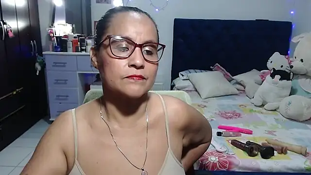 pervert mommy  online show from July 24, 9:51 am