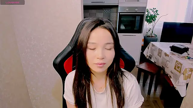 AyaMoon online show from November 10, 6:52 am