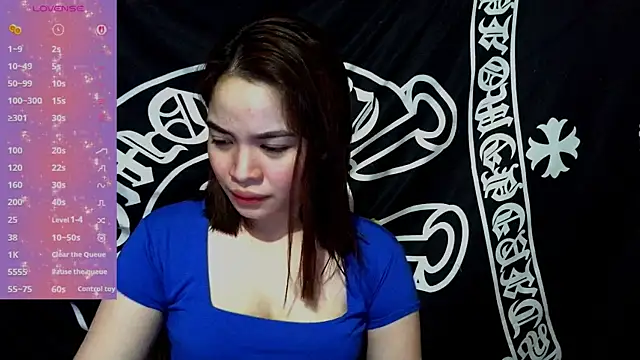 preciousmoira  online show from June 19, 11:35 am