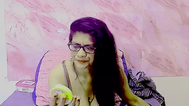 IndianAllure online show from October 30, 6:16 am