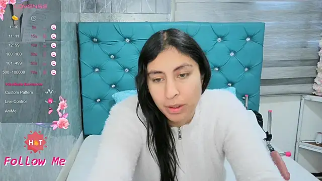MAARYMOON online show from June 30, 11:20 am