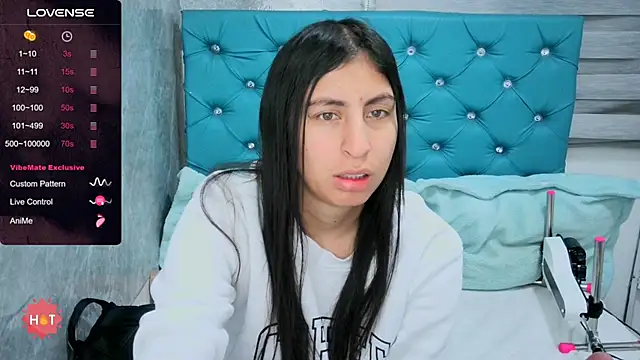 MAARYMOON online show from November 18, 10:27 am