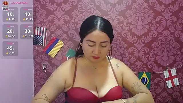juliana diaz online show from June 27, 1:17 pm