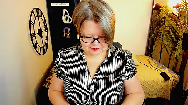 Shannonshine online show from May 2, 5:33 am