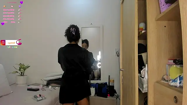 carolgaita online show from February 20, 10:06 am