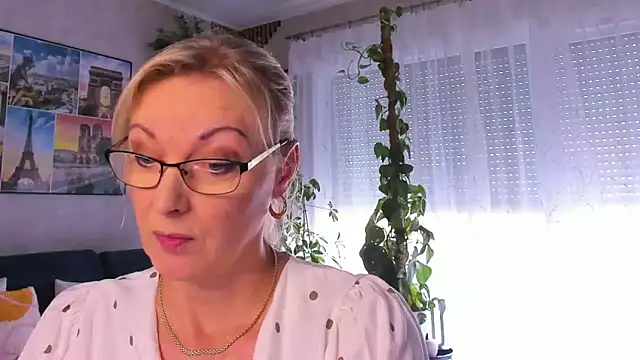 Snapshot of vanessa_chat chatting on September 29, 1:27 pm vanessa chat online show from September 29, 1:27 pm